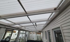 Plasttak – Byte av gammal/trasigt plasttak i Löberöd