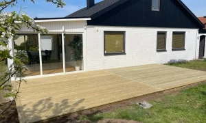 Trädäck i Löddeköpinge – ännu ett lyckat projekt!